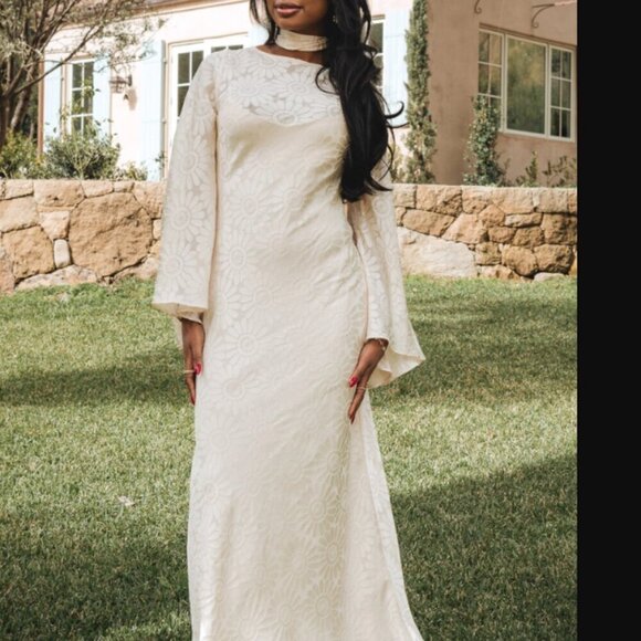 Show Me Your Mumu Sarah Dress in Cream Daisy Burnout - Picture 5 of 13